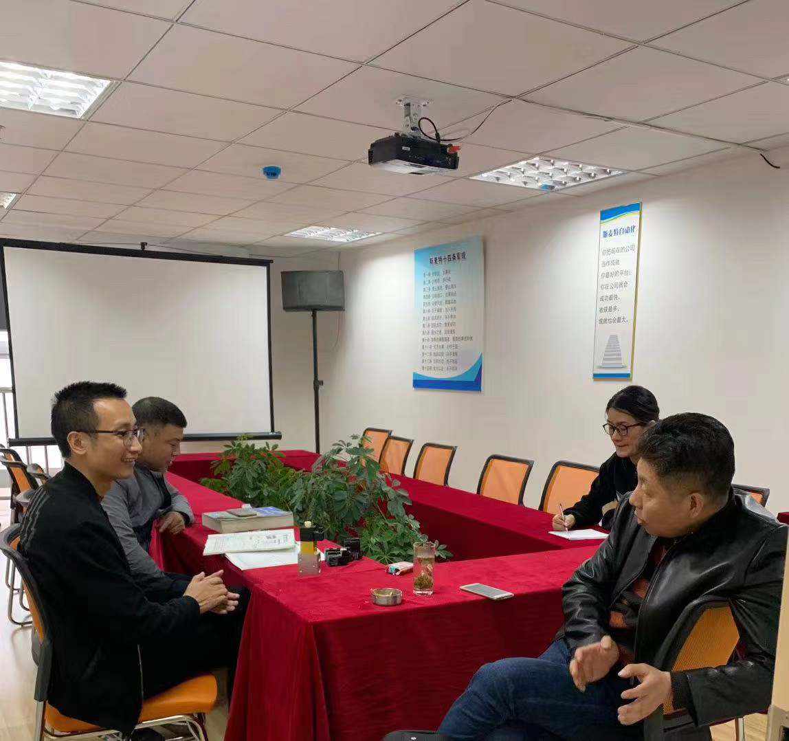 和諧號購買氣缸